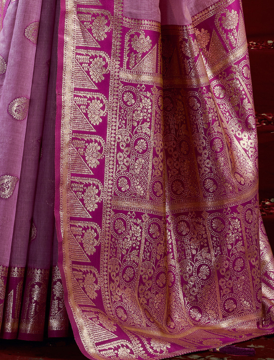 Ethnic Pink Fancy Modal Banarasi Zari With Zhallar Saree