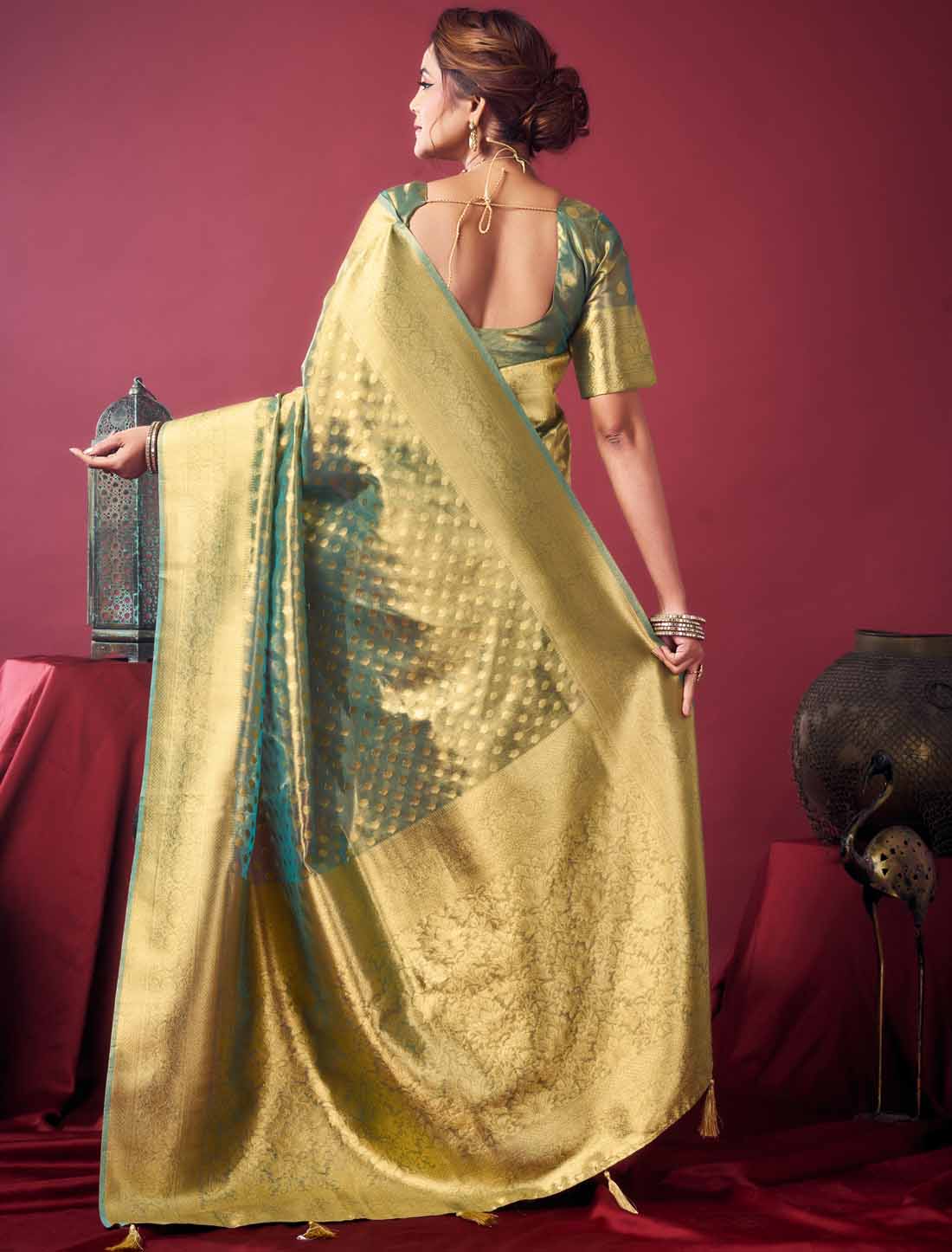 Ethnic Tissue Silk Collection with Zhallar High-Quality Soft Texture Saree