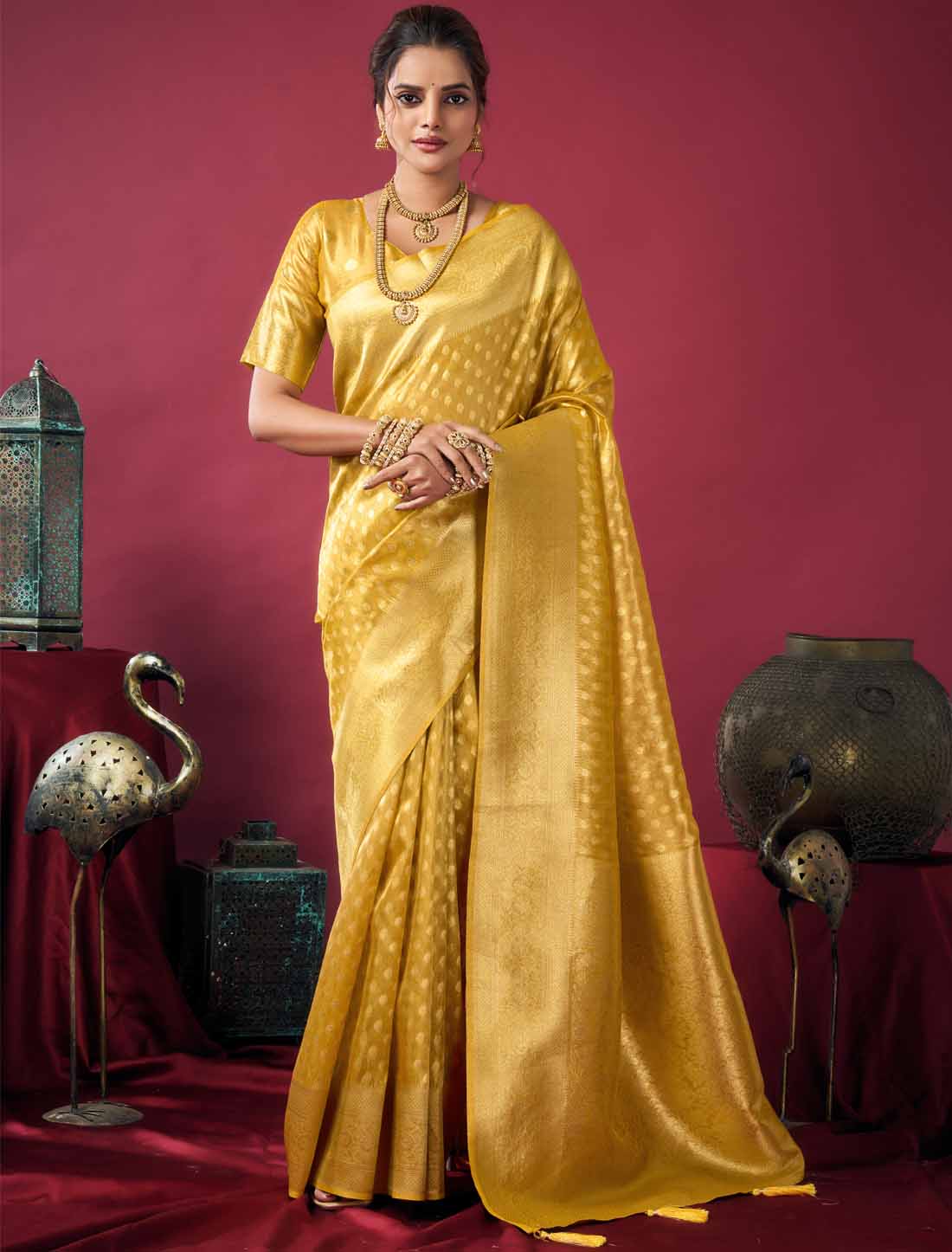 Tissue Silk Collection with Zhallar High-Quality Soft Texture Ethnic Saree