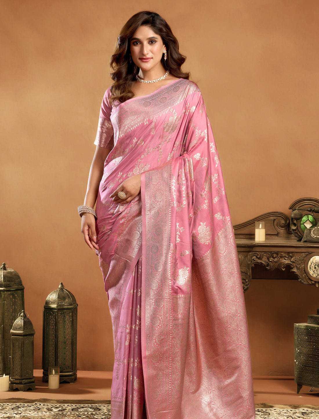 Pink Ethnic Rich Pallu Silk Butti Saree With Zhallar