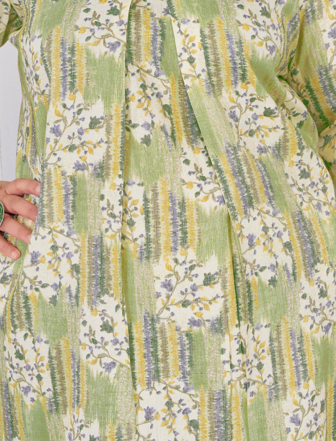 Ethnic Light Green Rayon Slub Featuring Meticulously Full-Stitched Kurti