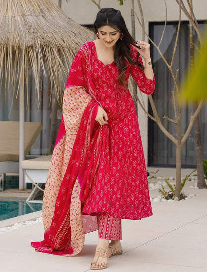 Red Muslin Kurta Set With Heavy Digital Print