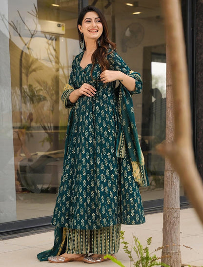 Peacock Blue Muslin Kurta Set With Heavy Digital Print