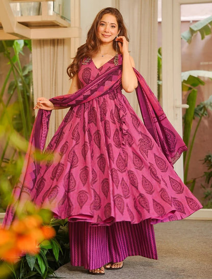 Wine Muslin Heavy Digital Printed Kurta Set