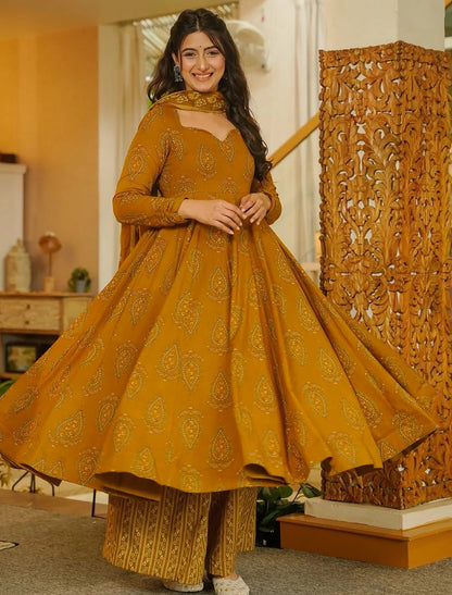 Yellow Muslin Heavy Digital Print Kurta Sets