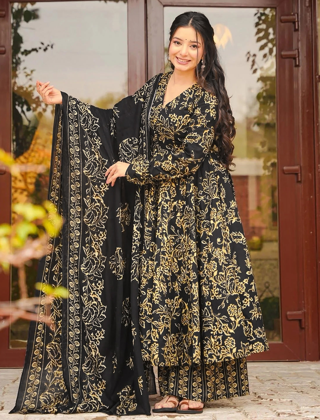 Black Muslin Women Heavy Digital Print Kurta Sets
