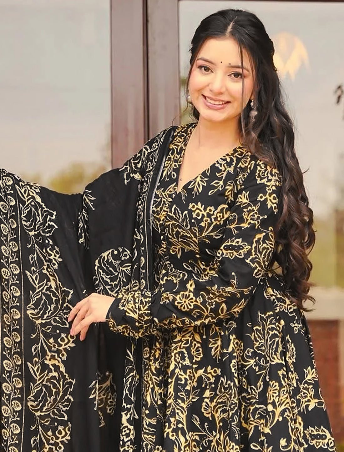 Black Muslin Women Heavy Digital Print Kurta Sets