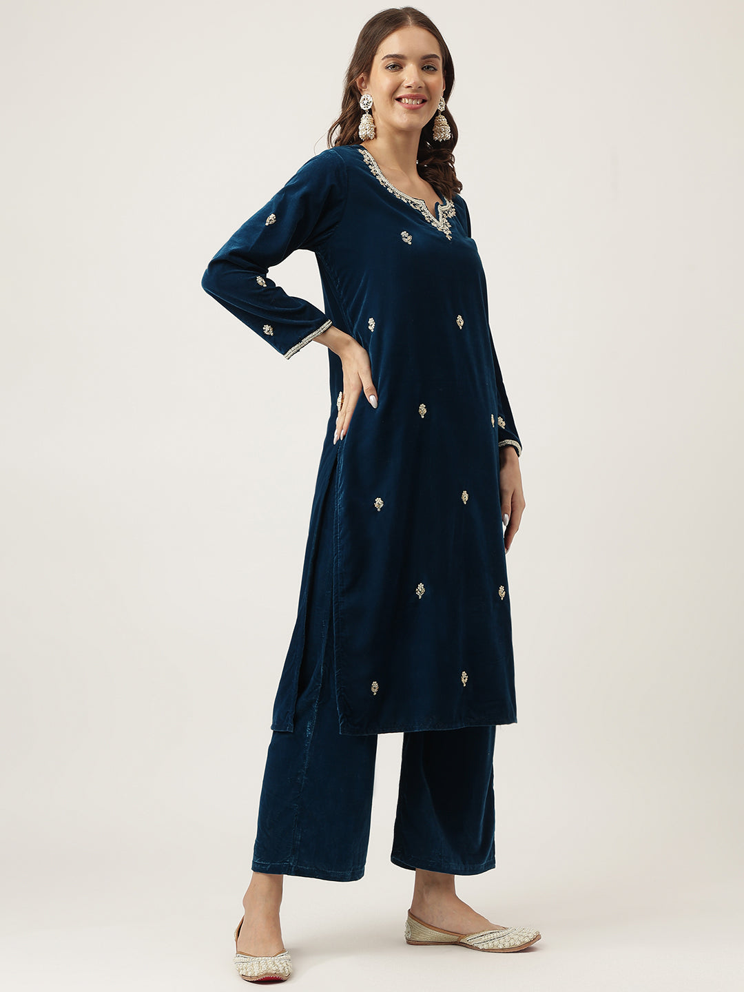 Rayol Blue Hand Embroidered Velvet Straight Kurta Set For Women, Trousers with Dupatta