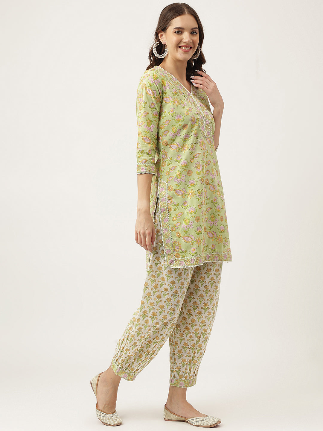 Green Floral Printed Cotton Straight Short Kurta Set, trousers with Dupatta